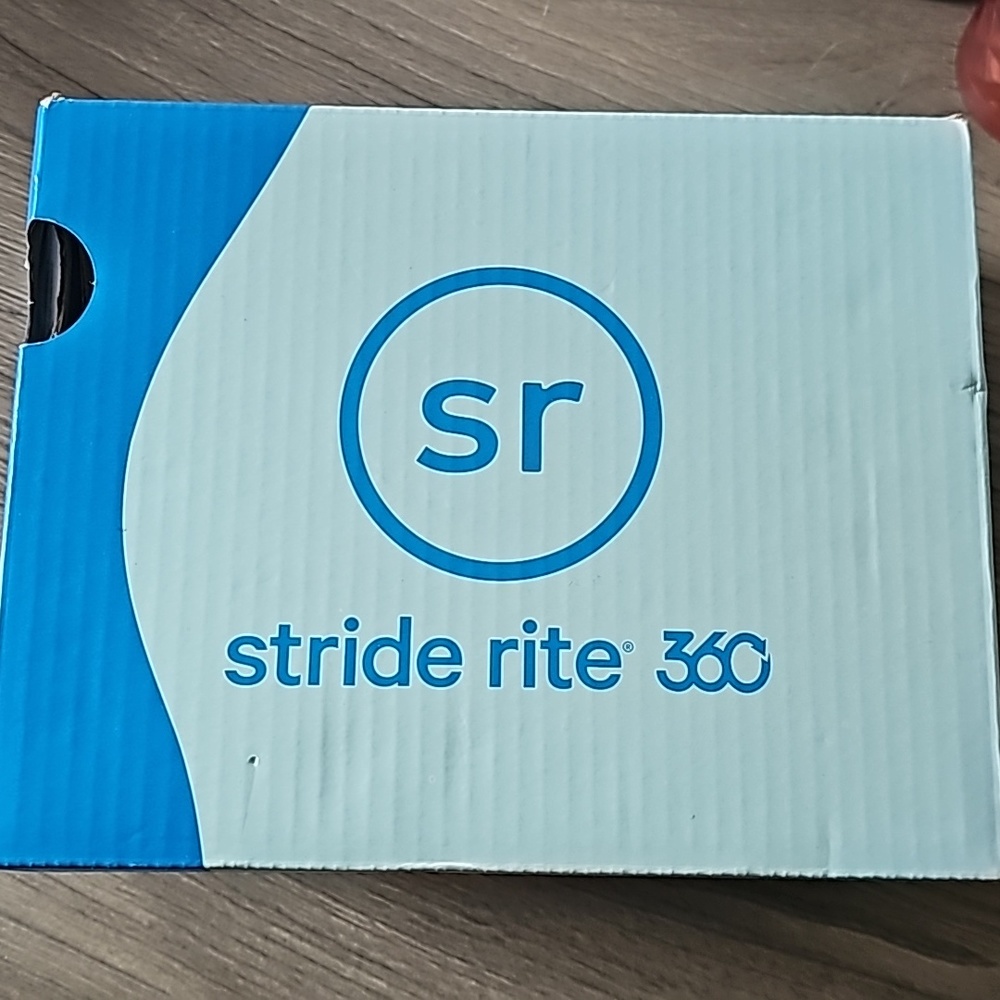 Gold 4 months old baby shoes